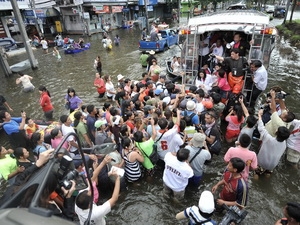 Thaïlande 24 milliards de dollars pour le redressement après les inondations